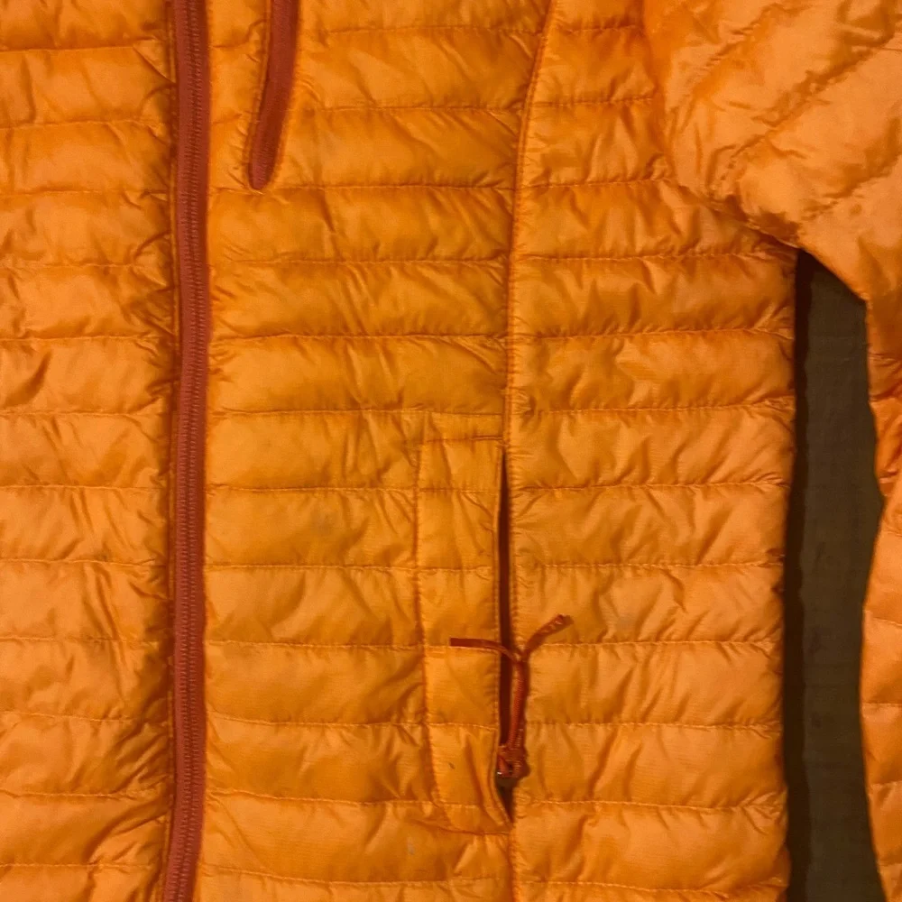 L.L.Bean Puffer jacket - Picture 2 of 8